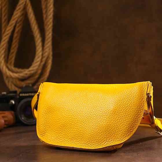 Кожаная яркая женская бананка Shvigel 16377 Желтый Киев