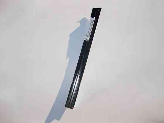 Mercedes-Benz  A2057300319 Вертикальна перемичка стекол задніх лівих дверей C-Class W205 Одеса