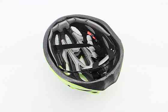 Шолом велосипедний M (54-57 см) знімний козирок, 18 вент. отворів, салатово-синій AVHM-02 Київ