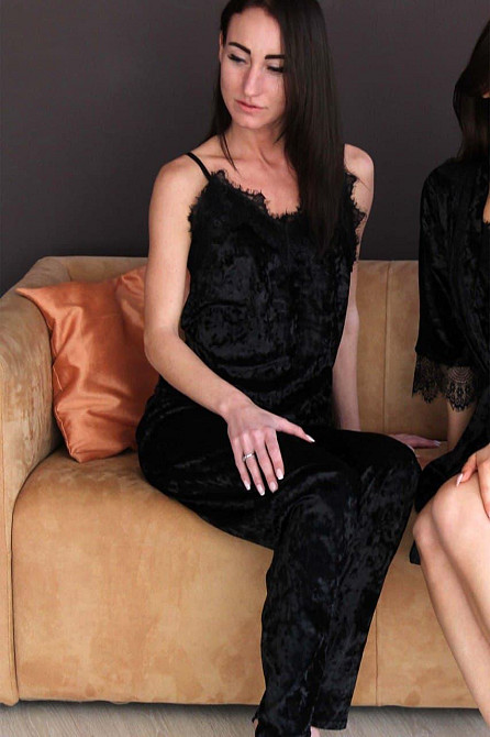 Пижама женская велюровая с халатом 4 в 1 Черный S Харьков - изображение 3