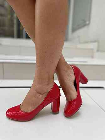 Туфлі жіночі YES MILE червоні еко-лак каблук 6см 36р. 37р. ( -1 1897) Коломыя