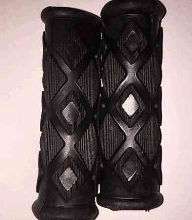 Ручки руля велосипедные   (черные) Мукачево