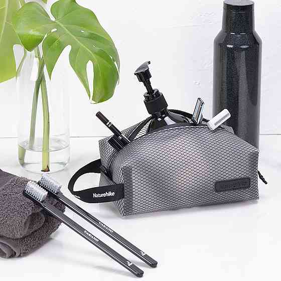 Косметичка Naturehike NH19SN010, Розмір M, 1.2 л, чорна Київ