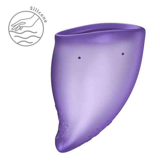 Менструальная чаша Fun Factory FUN CUP SIZE B Black Currant, многоразовая, диаметр 4,3 см, объем 30 мл Sex Aura Киев