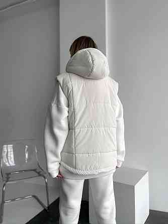 Жіночий теплий жилет з капюшоном  плащівка еммі на синтепоні Молочний, 42/44 Одеса