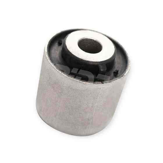 Сайлентблок заднего Мерседес Бенс A-class (W176), B-class (W246) (11-18) верхний рычага Мукачево