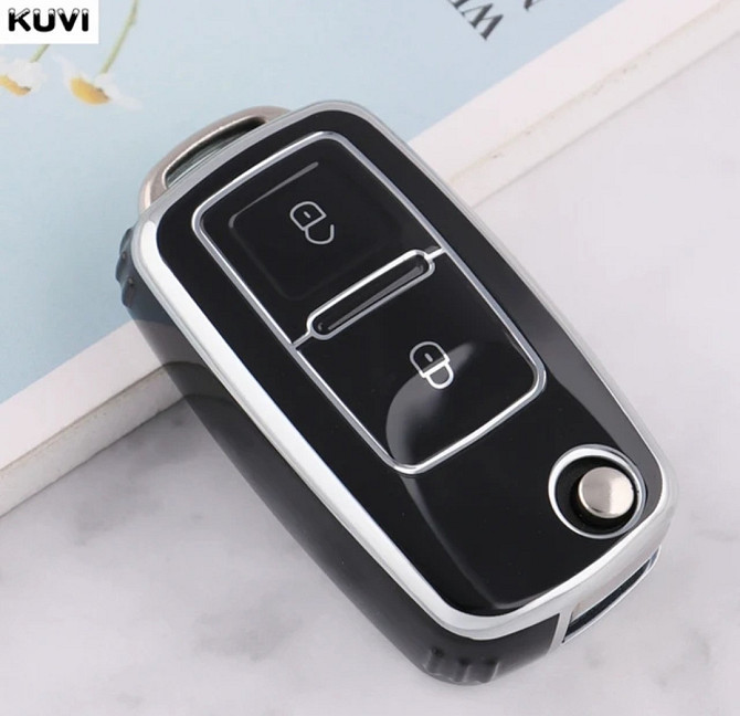 Захисний чохол для автомобільного ключа Volkswagen на 2 і 3 кнопки Чорний зі сріблом на 2 кнопки Смела - изображение 1