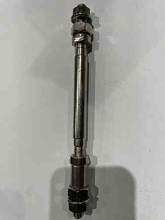 Ось колеса   заднего велосипедная Мукачево