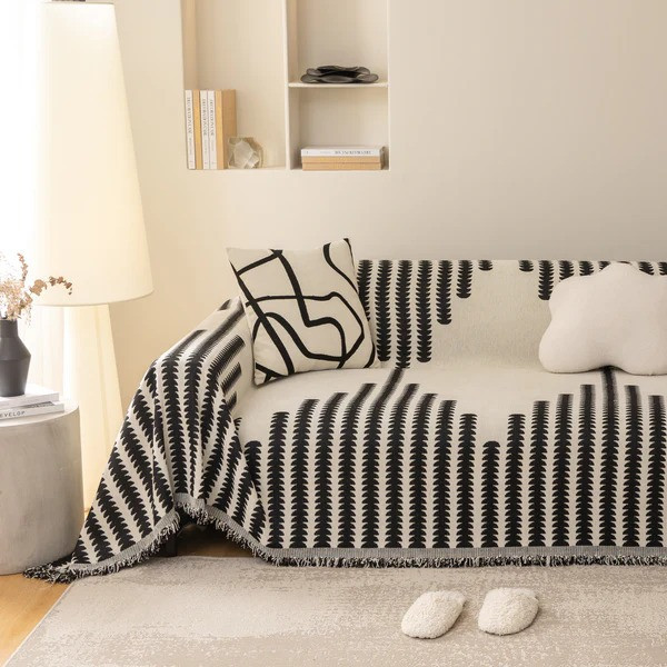 Плед покрывало для дивана и кровати,чехол накидка для мягкой мебели 180х230 см,бело-черный с узором Каменец-Подольский - изображение 5