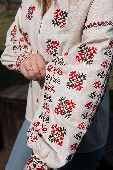 Женская рубашка с вышивкой, вышиванка с длинным рукавом натуральная льняная  топ Киев - изображение 3