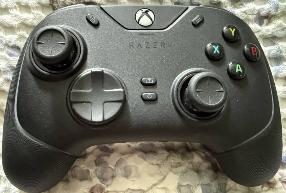 Геймпад Razer Wolverine v2 Chroma Київ - фото 2