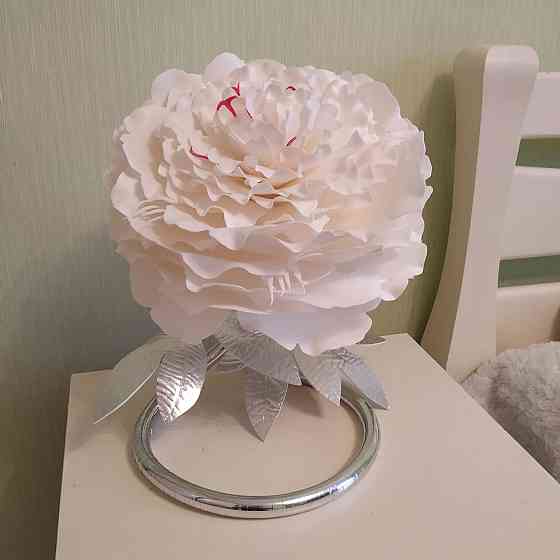 Світильник-нічник "Білий півонія на сріблі" Дніпро