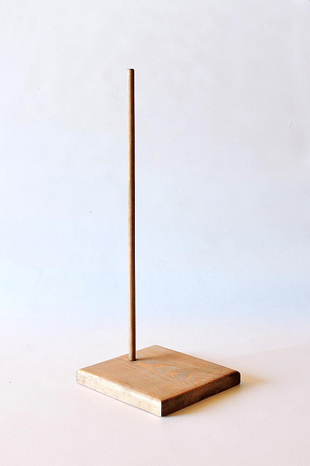 Подставка для кукол 