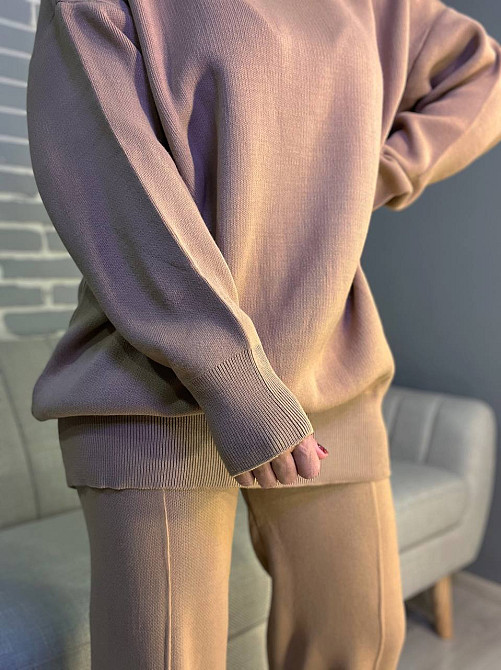 Костюм женский My fashion 202401-101 брюки со стрелкой шнурок и удлиненный свитер оверсайз one size, карамель, one size Киев - изображение 10