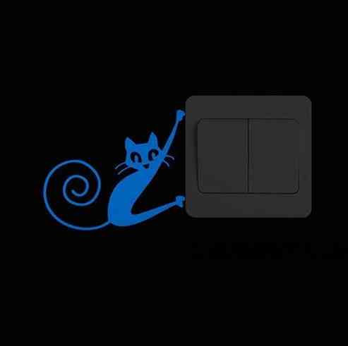 Светящаяся наклейка - размер стикера 10*10см, (впитывает свет и светится в темноте голубым) Киев