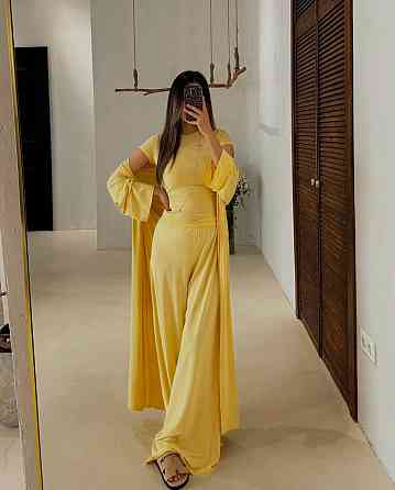 Жіночий легкий оверсайз костюм трійка: кардиган футболка і штани турецька віскоза Одеса