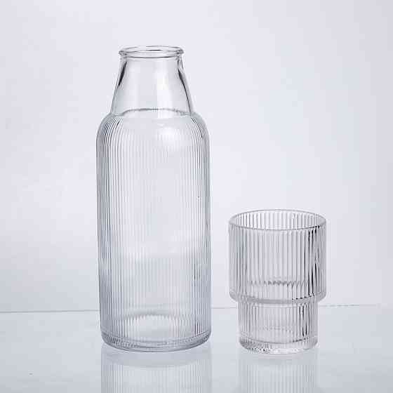 Yiwu Глечик 700 мл зі склянкою 1 (шт) графин для компоту соку води лимонаду глечик для напоїв П Коломия