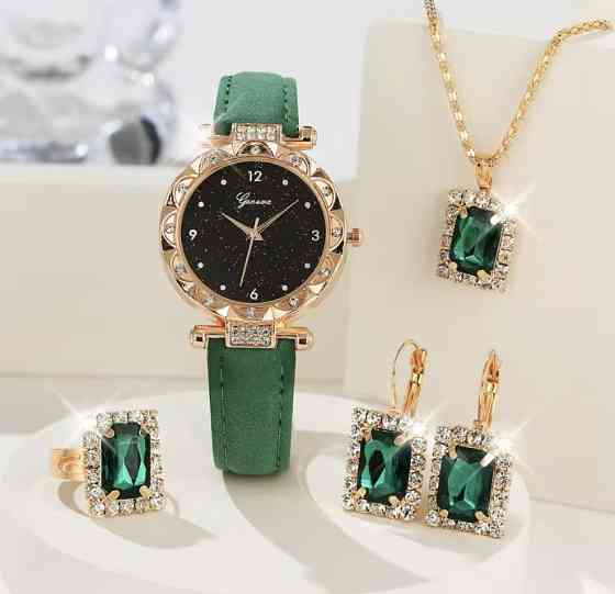 Подарочный набор для женщин наручные часы кольцо ожерелье и серьги без подарочной коробки зеленый Киев