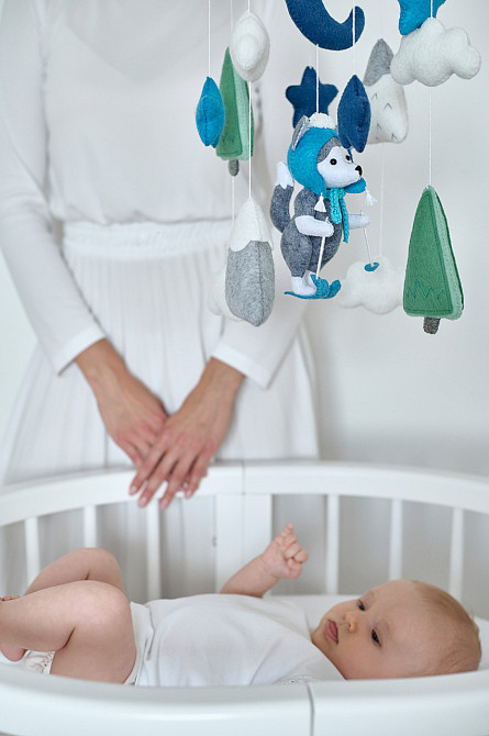 Музичний мобіль WoollyFox «Вовчик на лижак» з 35 мелодіями Київ - фото 3