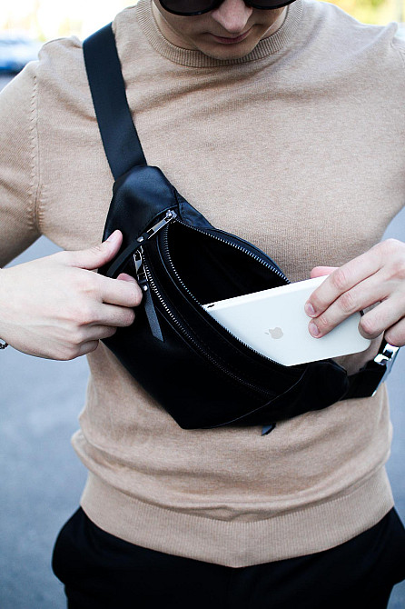 Чоловіча сумка-бананка на пояс з натуральної гладкої шкіри SKILL (Чорна) Суми - фото 8