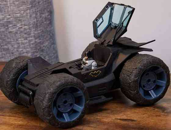 Машинка Бэтмен Бэтмобиль на радиоуправлении Batmobile Stunt Force. Харьков