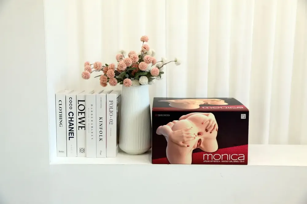 Мастурбатор-попа Naked Factory MONICA, вагіна + анус, 2 канали, дуже реалістичний, наскрізний Львів - фото 9
