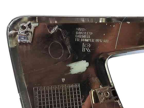 Молдинг переднего Митсубиси ASX 1 (2017-2020) 2-й рестайлинг вержний правый хром бампера Мукачево