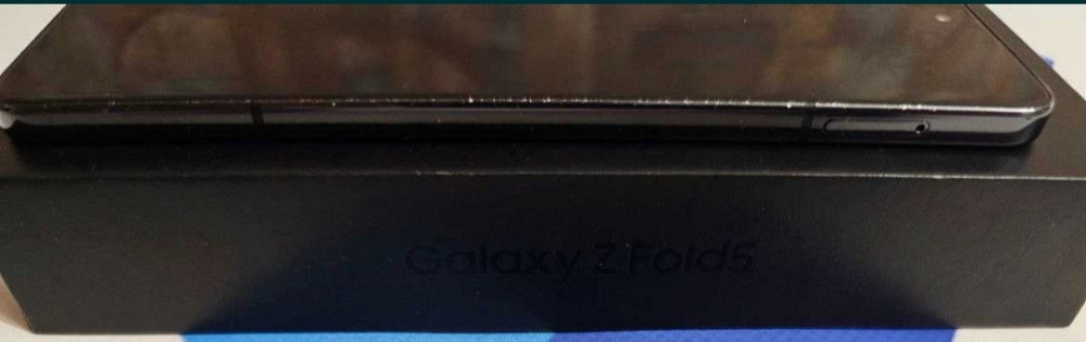 Смартфон: Samsung Galaxy Z Fold 5 12/256Gb. Киев - изображение 4