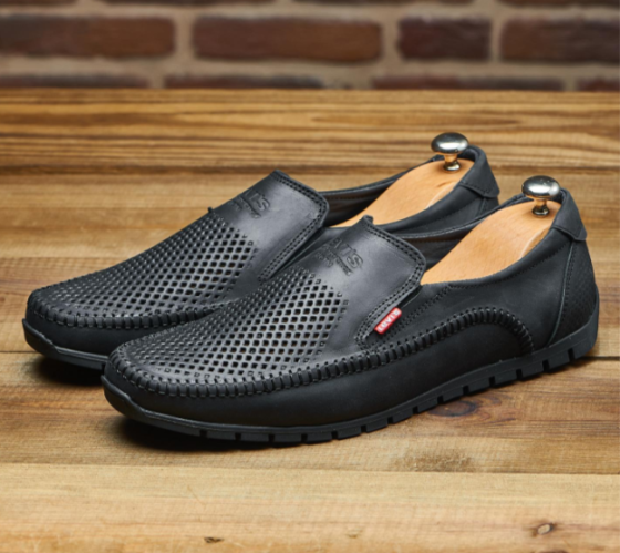 Літні шкіряні туфлі-макасини чорні Харків