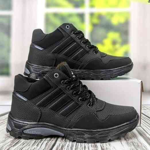 Зимові високі Кросівки Adidas Чоловічі з Мехом Чорні Адідас (розміри: 40,41,42) Відео Огляд Дніпро