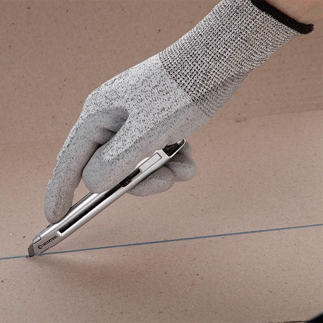 Ніж сегментний, 9 мм, металевий, посилений, гвинтова фіксація INTERTOOL HT-0509 Київ - фото 8