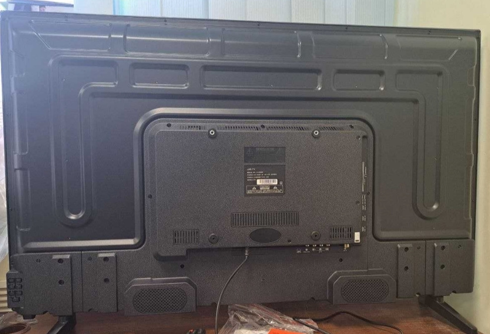 Потужний Телевізор: Samsung 4K Smart TV 45" IPS, T2, Wi-Fi Корея. Харків - фото 3