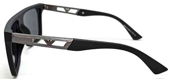 Брендові окуляри чоловічі матові, чорні, з сірим логотипом, полярні. Київ