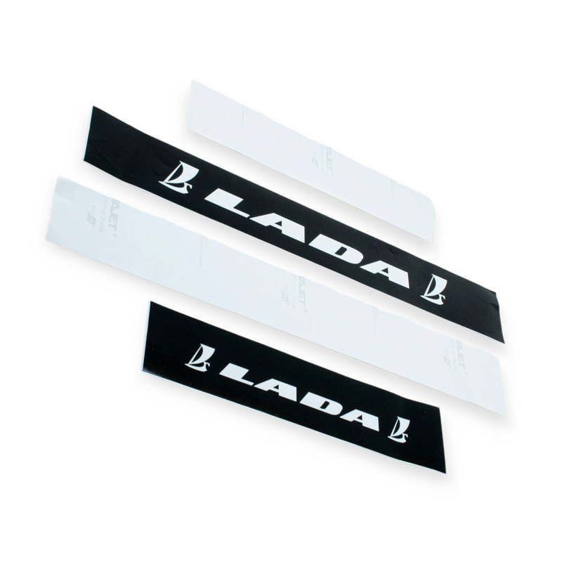 Наклейка на пороги 