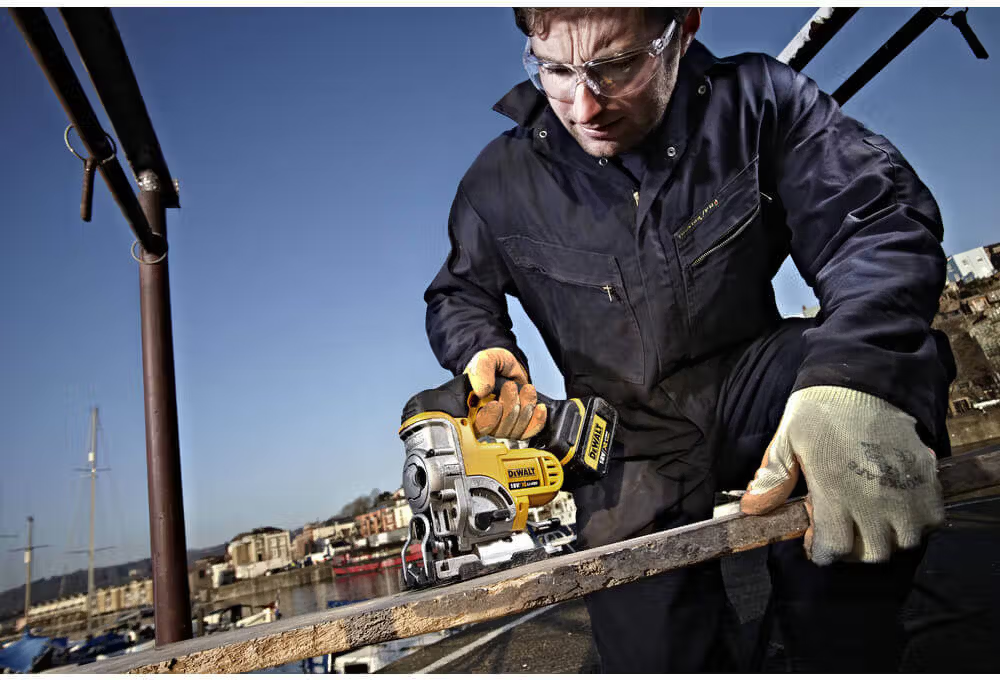 Профессиональная пила лобзиковая бесщеточная аккумуляторная DeWALT DCS331N (без аккума и зарядки) Киев - изображение 9