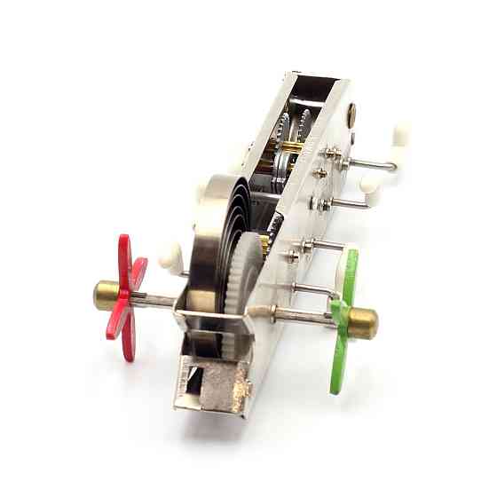 Механічна іграшка "Бонга" 5 х 12.7 см Рівне