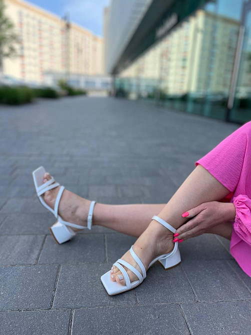 LIRIO Босоніжки жіночі білі LIRIO L0274/4073-57 з натуральної шкіри на низькому каблуці / Босон Коломыя - изображение 2