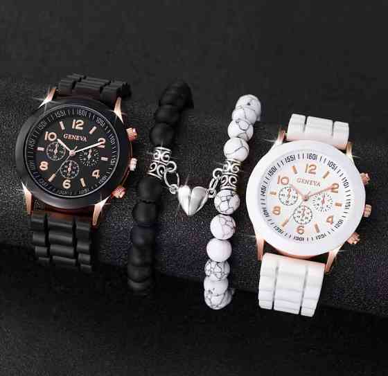 Подарочный набор для мужчин и женщин 2 парные часы с 2 браслетам серце черно-белый Киев
