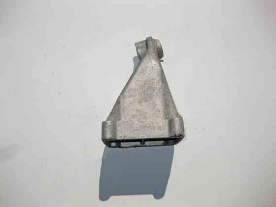 Mercedes-Benz  A2712230804 Кронштейн опори двигуна правий M271 R4 1.8 kompressor C-Class W203 E-Class W211 Одесса