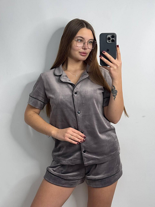 Женский велюровый домашний костюм с шортами Капучино ч/к XL/2XL Харьков - изображение 1