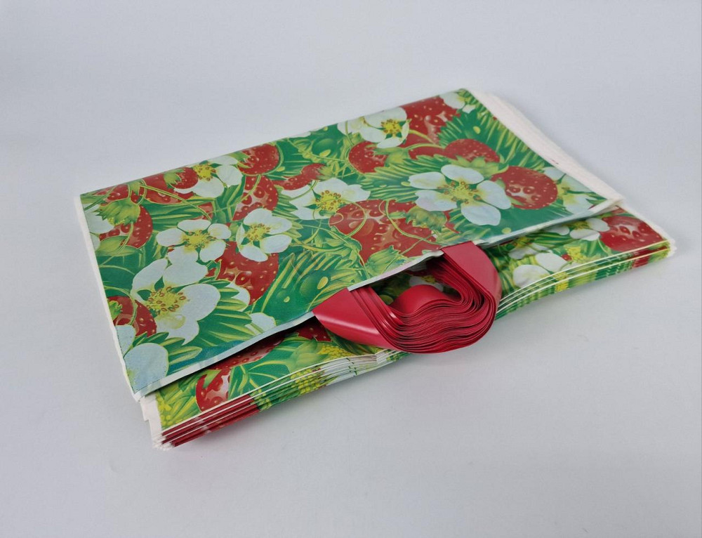 Пакет с петлевой ручкой  ср л 