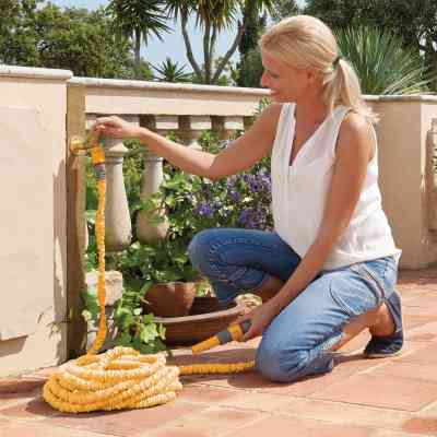 Поливочный шланг HoZelock 15м растяжной Superhoze в боксе+коннекторы (7061) Вінниця