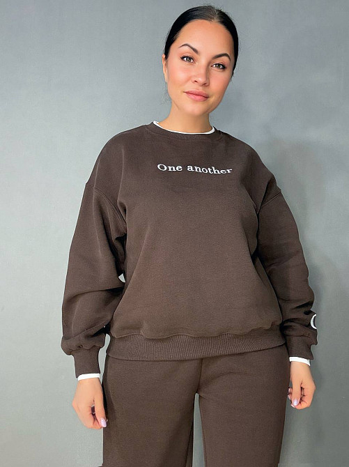 Костюм женский A-N 27063 свитшот и джогеры оверсайз с вышивкой коричневый, коричневый, M Киев - изображение 12