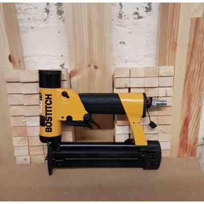 Степлер строительный Bostitch шпилькозабивной пневматический, тип крепежа 106, длина 15-30 мм (TU-216-2330K-E) Винница