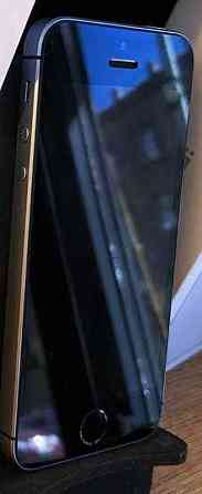 Apple iPhone SE 16/32 /128 Gb Киев