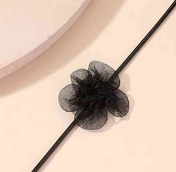 Чокер на шею с цветком черный минималистичный женский чокер ожерелье Киев