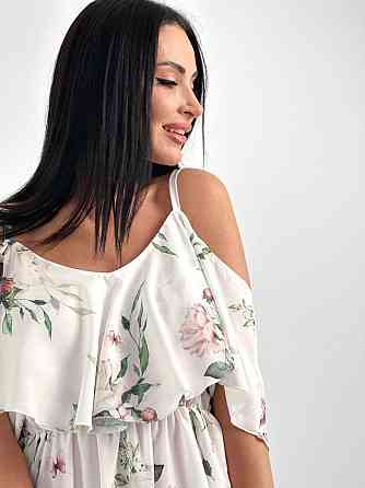 Сарафан на бретельках с воланами 