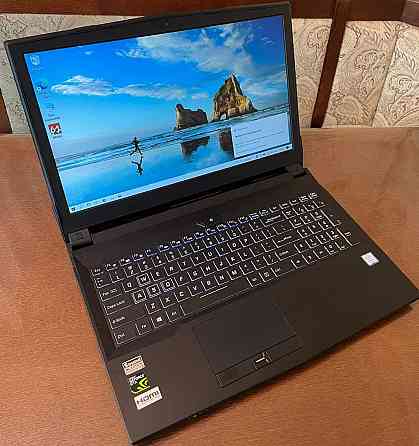 Ноутбук 15" FHD IPS Clevo N850HZ (i7-7700HQ/16/SSD256/Intel UHD) Харків