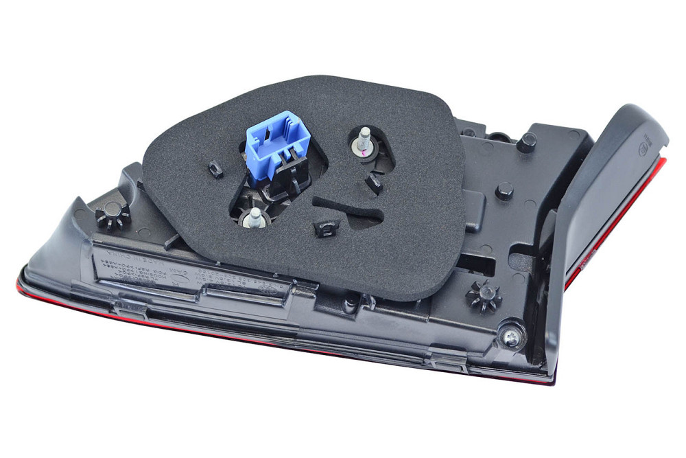 Фонарь автомобиль Фольцваген Tiguan 2 (2016-2021) дорест LED внутренний правый Мукачево - изображение 1