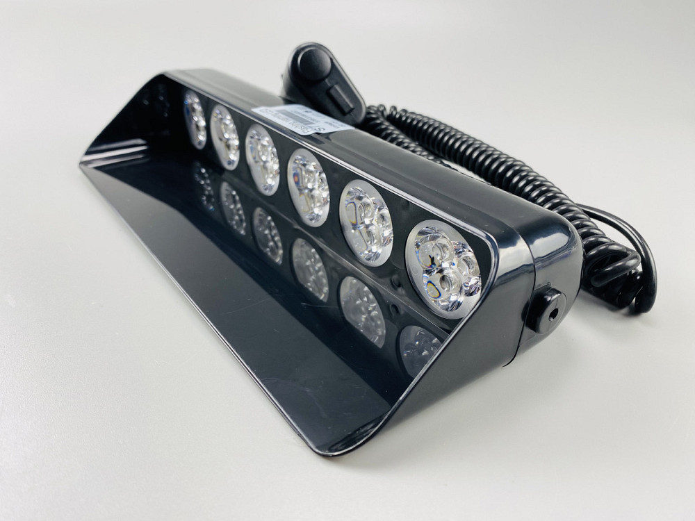 Маячок проблисковий S7 стробоскоп автомобільний 9-80V 18 led діодів білий спалах під скло Мукачево - фото 4